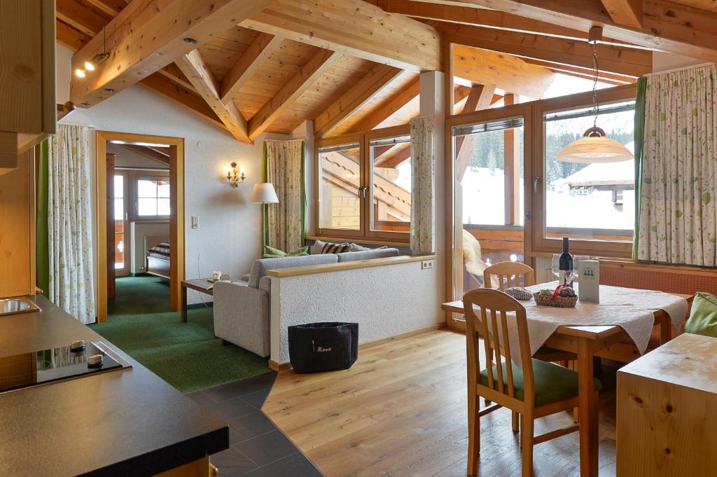 Fuermesli Appartements Lech am Arlberg Room photo